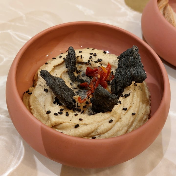 photo of Linfa Milano - Eat Different Hummus di Fave shared by @monja on  02 May 2022 - review