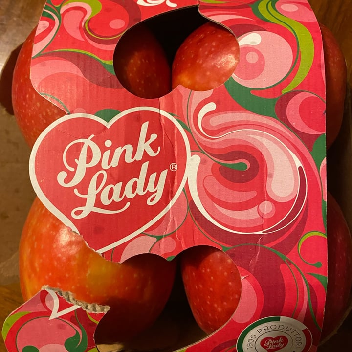 photo of Pink lady Pink Lady Apples shared by @whatthefuck on  02 Jan 2022 - review