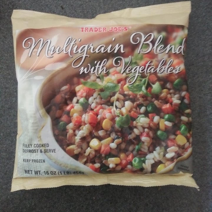 photo of Trader Joe's Multigrain Blend with vegetables shared by @kerrylee on  10 Jun 2021 - review