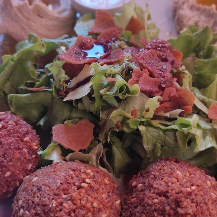 photo of Beirut Snack Piatto falafel shared by @lelepolly on  29 Jun 2022 - review