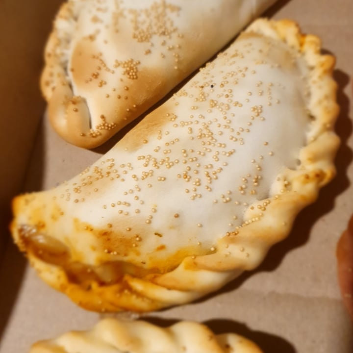 photo of La Veganatta Empanada de Soja shared by @naifdelsur on  16 May 2021 - review