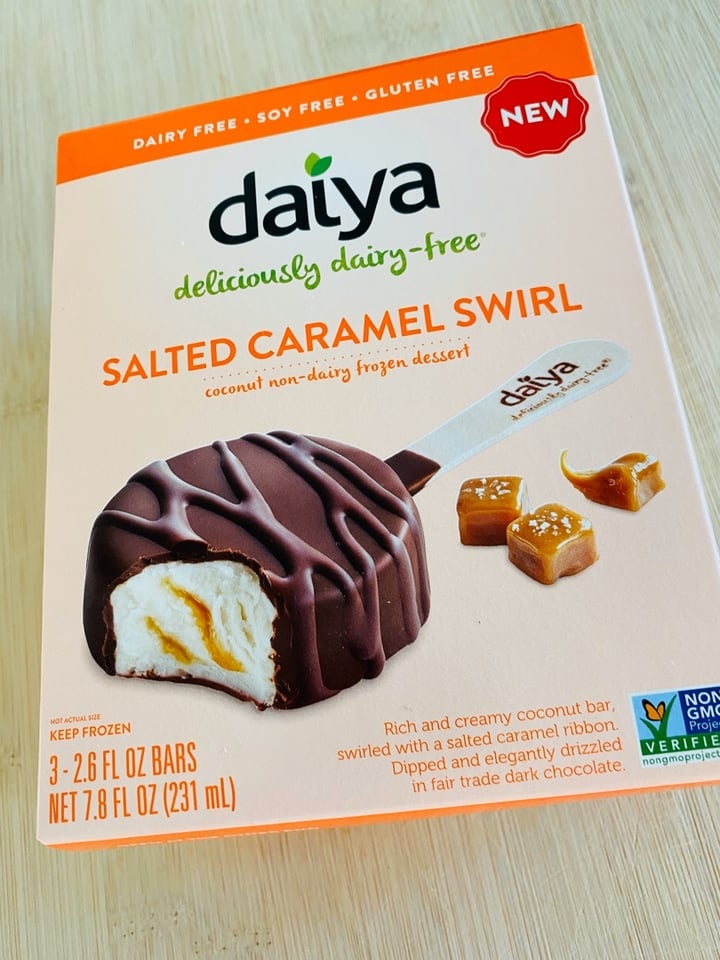 photo of Daiya Salted Caramel Swirl coconut non-dairy frozen dessert shared by @gardenforlife on  05 Jan 2020 - review