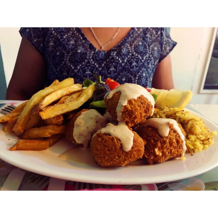 photo of Lazy Vegan Falafel al Plato shared by @laximepo on  22 Mar 2020 - review