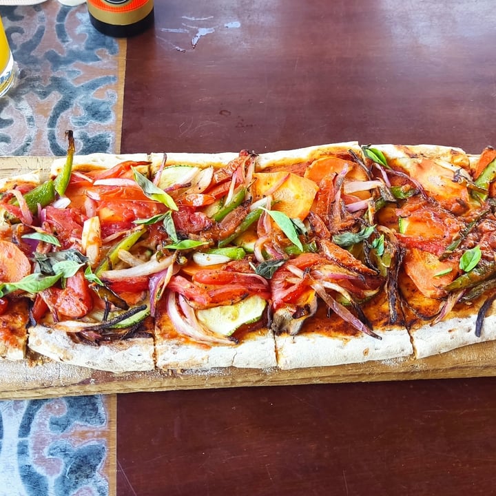 photo of La Antigua Progreso Pizza de Vegetales shared by @tarzampson on  19 May 2022 - review