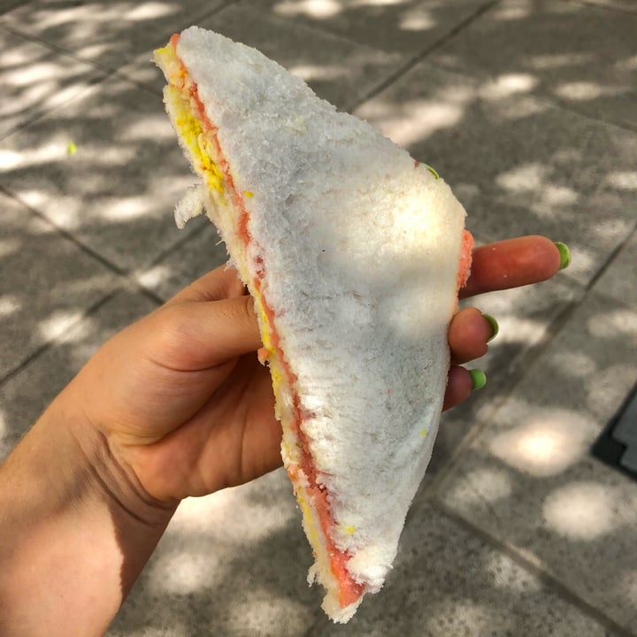 review photo of Postres veganos adrogue Sandwich de miga shared by @valendono on 16 Mar 2022 - review