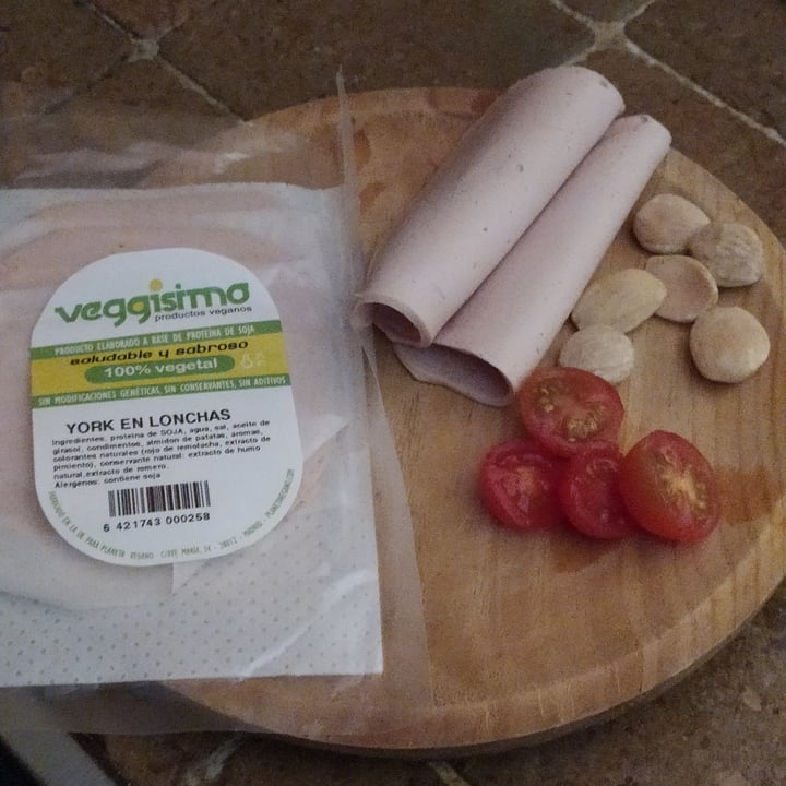 review photo of Veggisimo York En Lonchas shared by @veralalo on 06 May 2021 - review