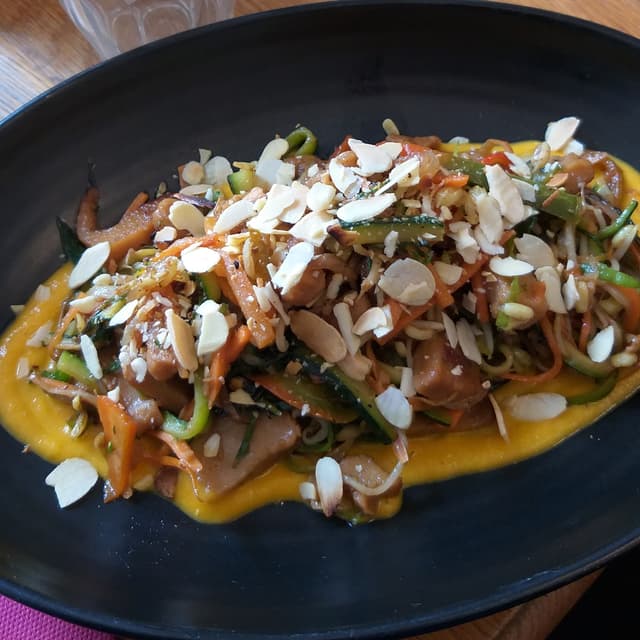 Photo du plat “straccetti plant based”