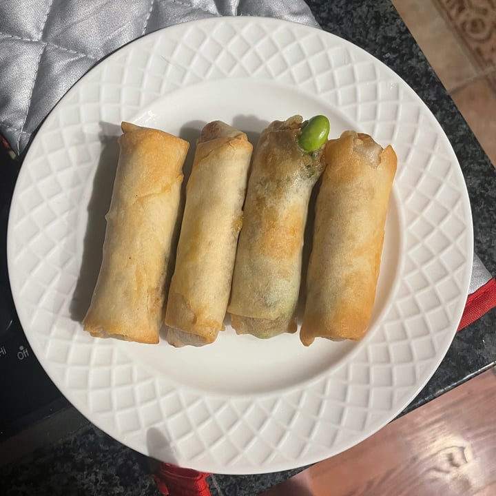 review photo of Fusia Asian inspirations veggie spring rolls shared by @lauren5151 on 18 Aug 2022 - review
