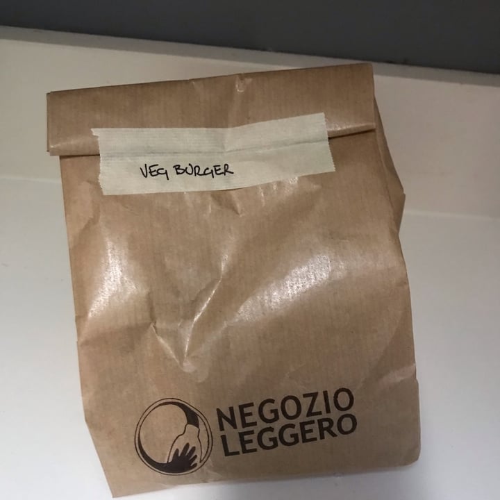 photo of Negozio Leggero Veg burger shared by @anna4 on  20 Nov 2022 - review