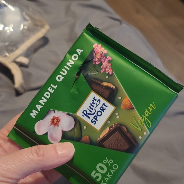 review photo of Ritter Sport Mandel Quinoa 50% Cacao shared by @stefl on 18 Jul 2022 - review