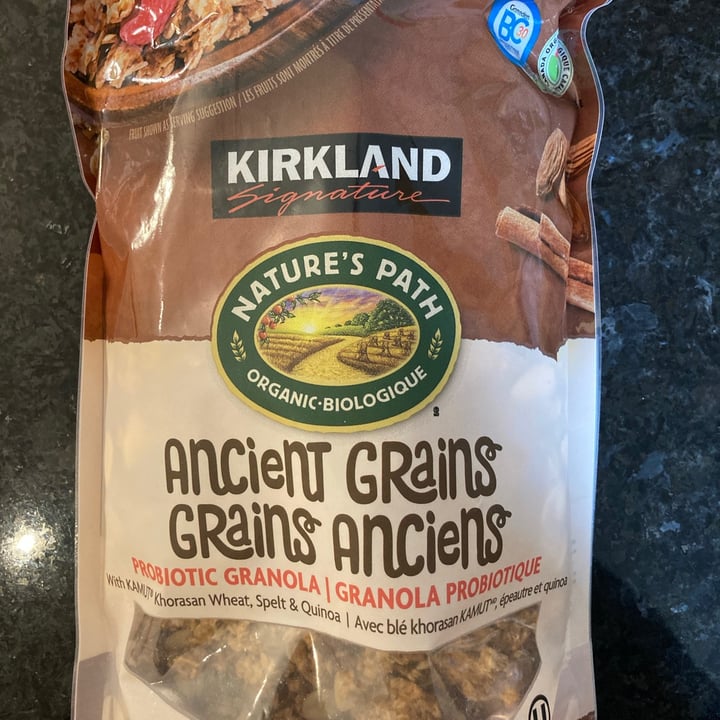 photo of Kirkland Signature Ancient Grains Probiotic Granola shared by @save-the-planet-2000 on  04 Sep 2021 - review