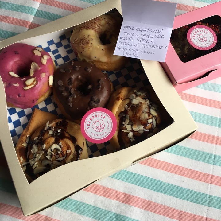 review photo of Frambuesa PastelerÃa Vegan Donas veganas shared by @mpaulamojica on 22 Sep 2020 - review