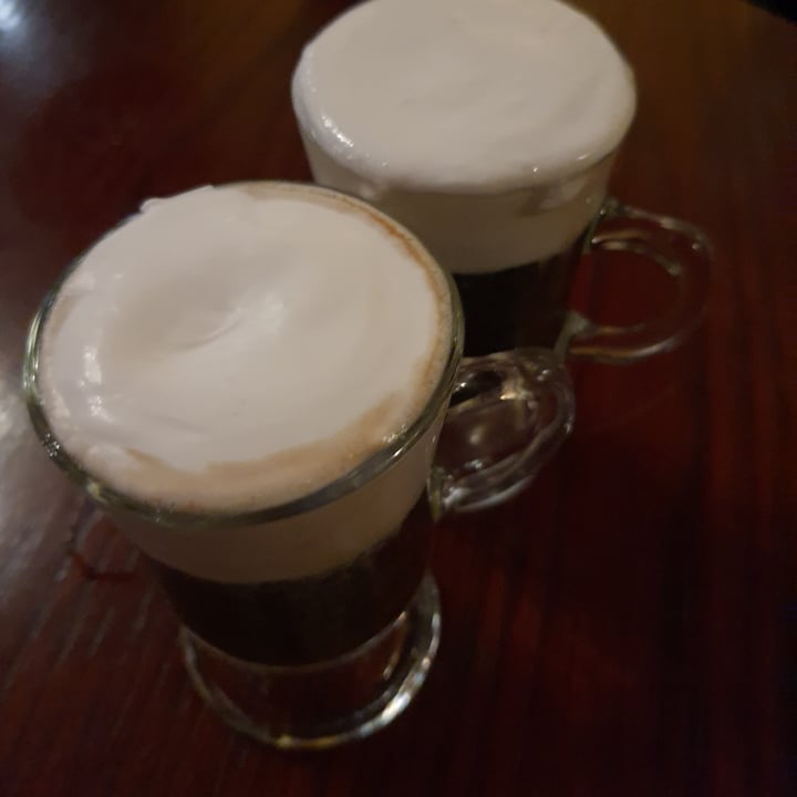 review photo of The Millenium Autentico Irish Pub Original Guinness cena shared by @janaina on 13 Oct 2022 - review