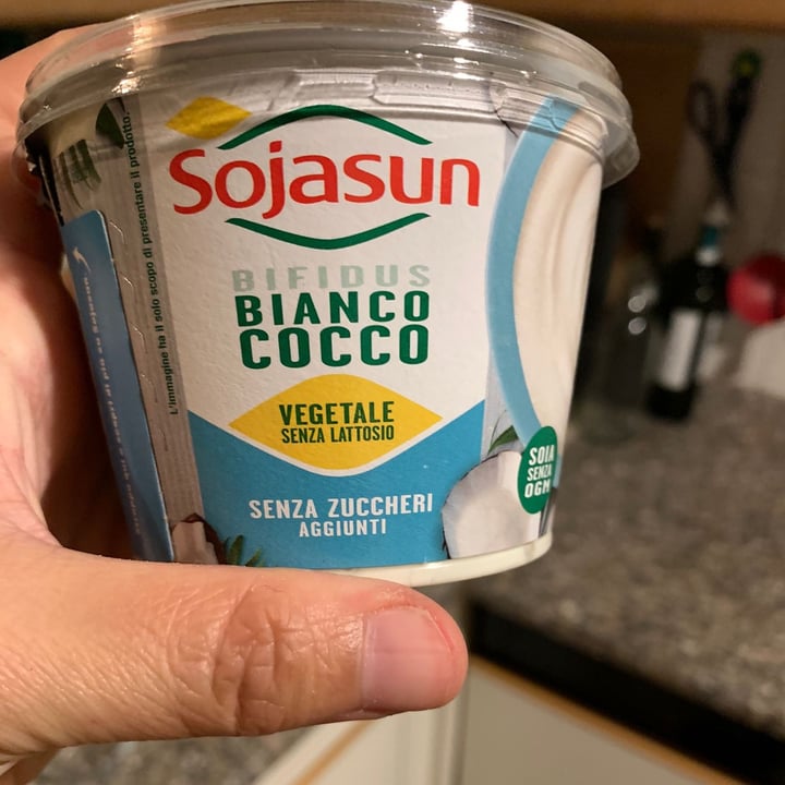 photo of Sojasun yogurt cocco shared by @robschin on  09 Jun 2022 - review