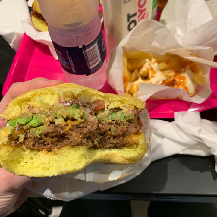 photo of VEGAN FOX Nanana Vurger shared by @santidg on  13 Nov 2021 - review