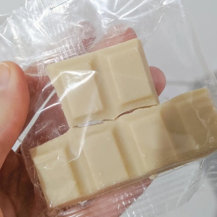 photo of Super Vegan Barra Vanilla 95g shared by @mariveggy on  01 Jun 2022 - review