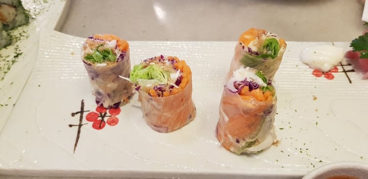 photo of 1sshin Fresh & Healthy Restaurant 一心素食 Seedweed sushi shared by @shannagen on  24 Oct 2018 - review