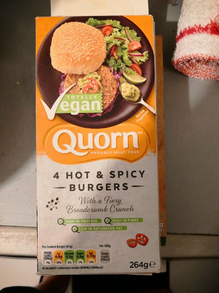 photo of Quorn Vegan Hot & Spicy Burgers shared by @rebeca2124 on  08 Mar 2020 - review