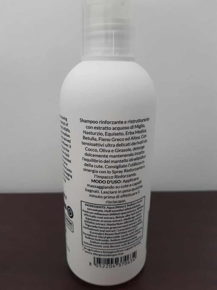 photo of Phitofilos Shampoo Rinforzante shared by @micaveg on  16 Apr 2020 - review