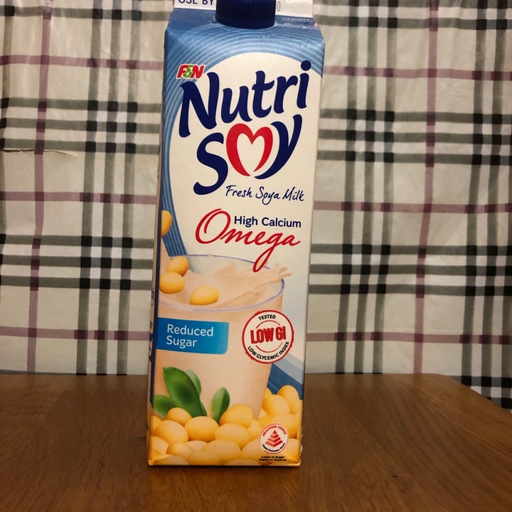 photo of Nutrisoy Fresh Soya Milk with High Calcium Omega shared by @soy-orbison on  08 Jun 2021 - review
