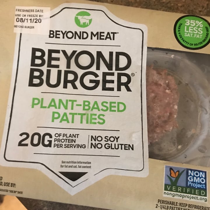review photo of Beyond Meat Beyond Burger Plant-Based Patties shared by @lindalcarter8 on 25 Aug 2020 - review