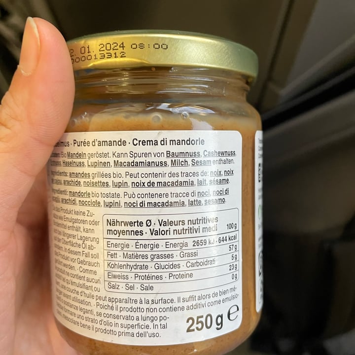 photo of Karma Dark Almond butter shared by @bfranceschiello on  14 Apr 2022 - review