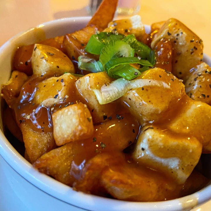 review photo of Brasseur Local - Microbrasserie Poutine BBQ shared by @vbolieuv on 11 Oct 2022 - review
