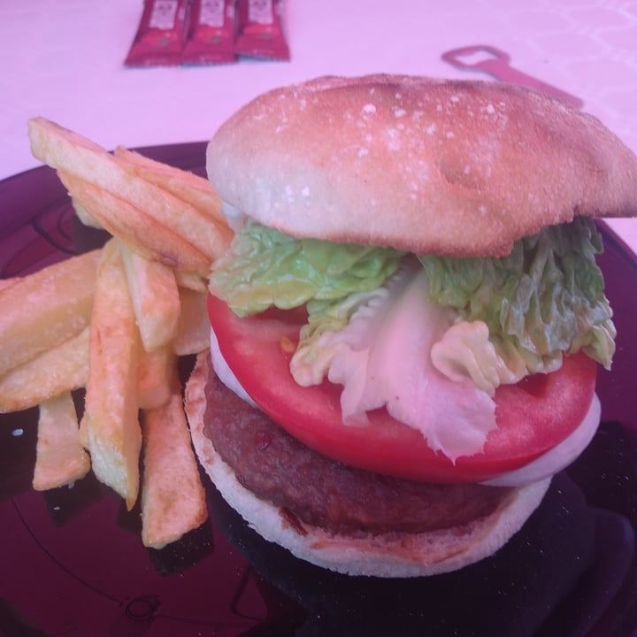 photo of Beyond Meat Beyond Burger Plant-Based Patties shared by @ktsuma on  26 Jul 2021 - review