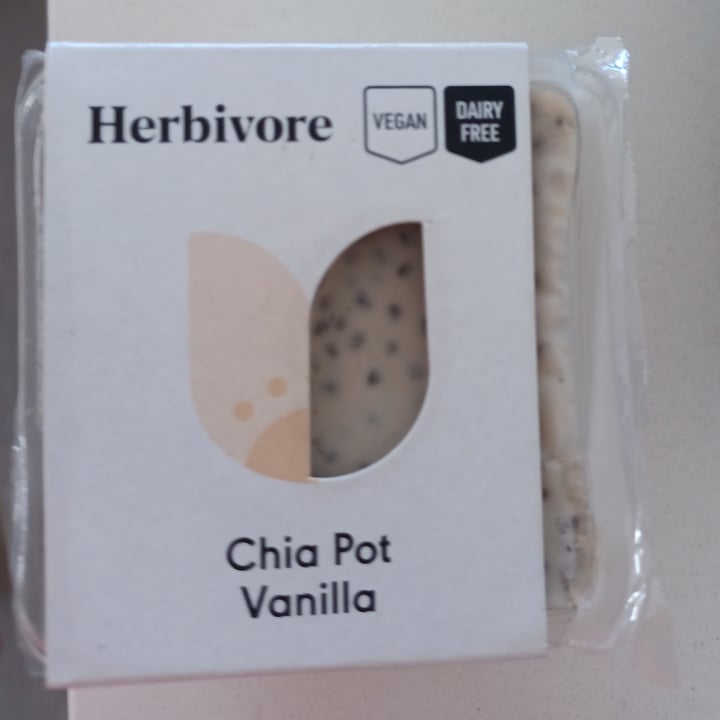 photo of Herbivore Chia pot vanilla pudding shared by @campsbayvegan on  25 Oct 2022 - review