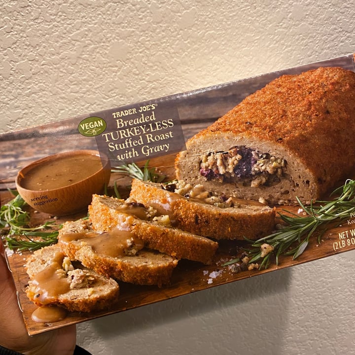 photo of Trader Joe's Breaded turkey-less stuffed roast with gravy shared by @abadgevegan on  08 Jan 2022 - review