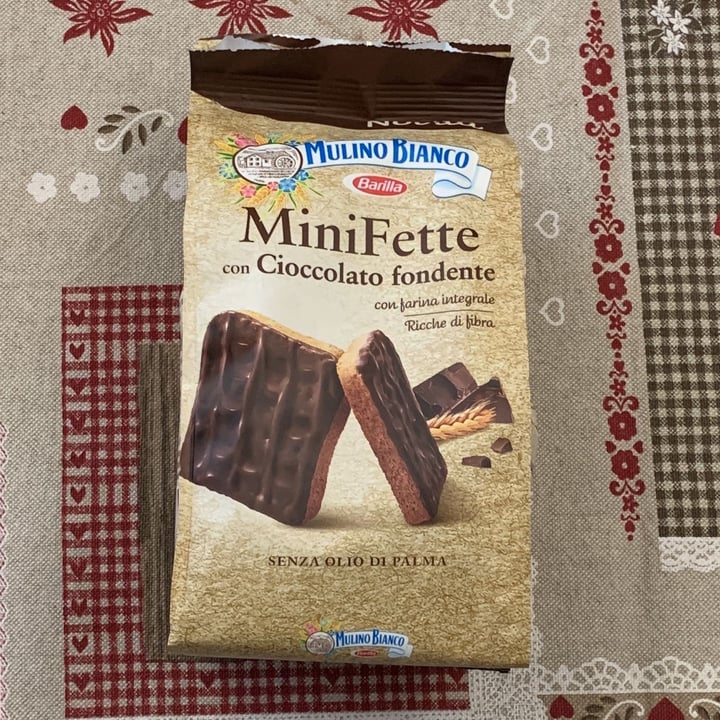 photo of Barilla MiniFette con Cioccolato Fondente con Farina Integrale shared by @alessiof91 on  31 Oct 2021 - review