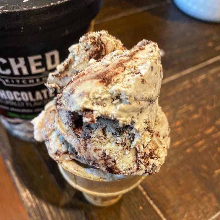 photo of Wicked Mint Chocolate Chip Ice Cream shared by @veganabbysway on  13 Jul 2022 - review