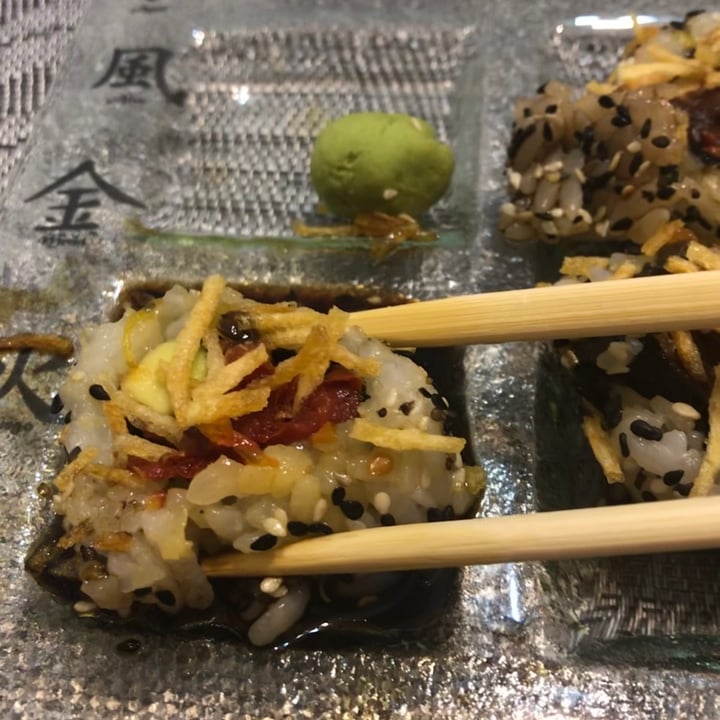 photo of Jiro Sushi - Sucursal Urquiza Combinado Sushi Vegan shared by @ladybiird on  08 Feb 2021 - review