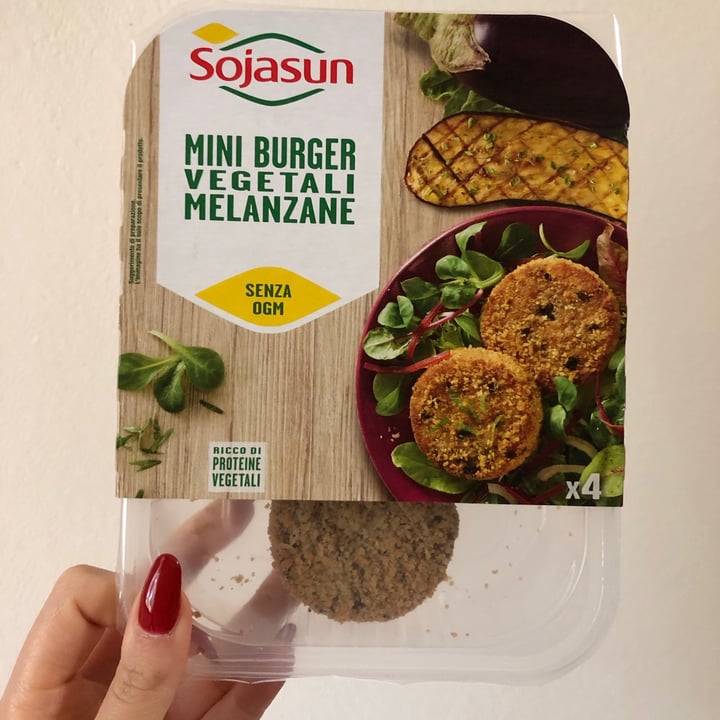 photo of Sojasun Mini burger vegetali melanzane shared by @valeriasalvini on  05 May 2021 - review
