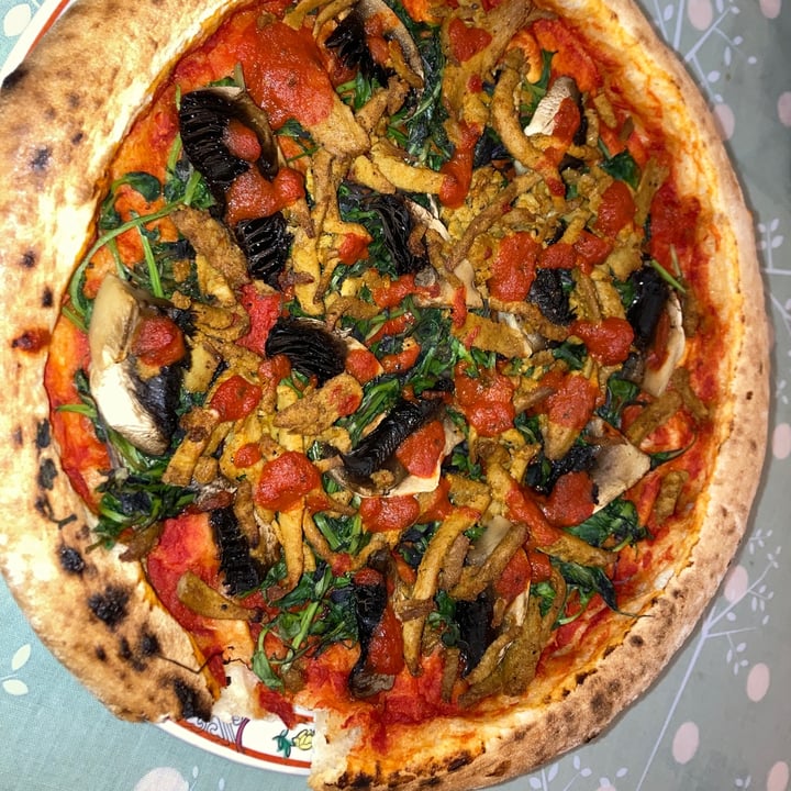 photo of Crosta & Mollica Sourdough pizza base shared by @vegismyguy on  25 Feb 2022 - review