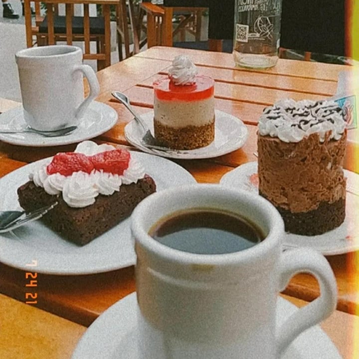 photo of El Palacio Vegano Mini torta mousse shared by @camibelen on  29 Jul 2021 - review