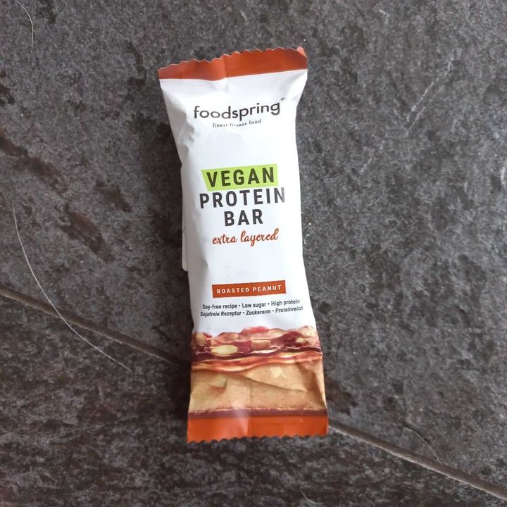 photo of Foodspring Vegan Protein Bar Extra Layered shared by @dubudu on  03 Jun 2022 - review