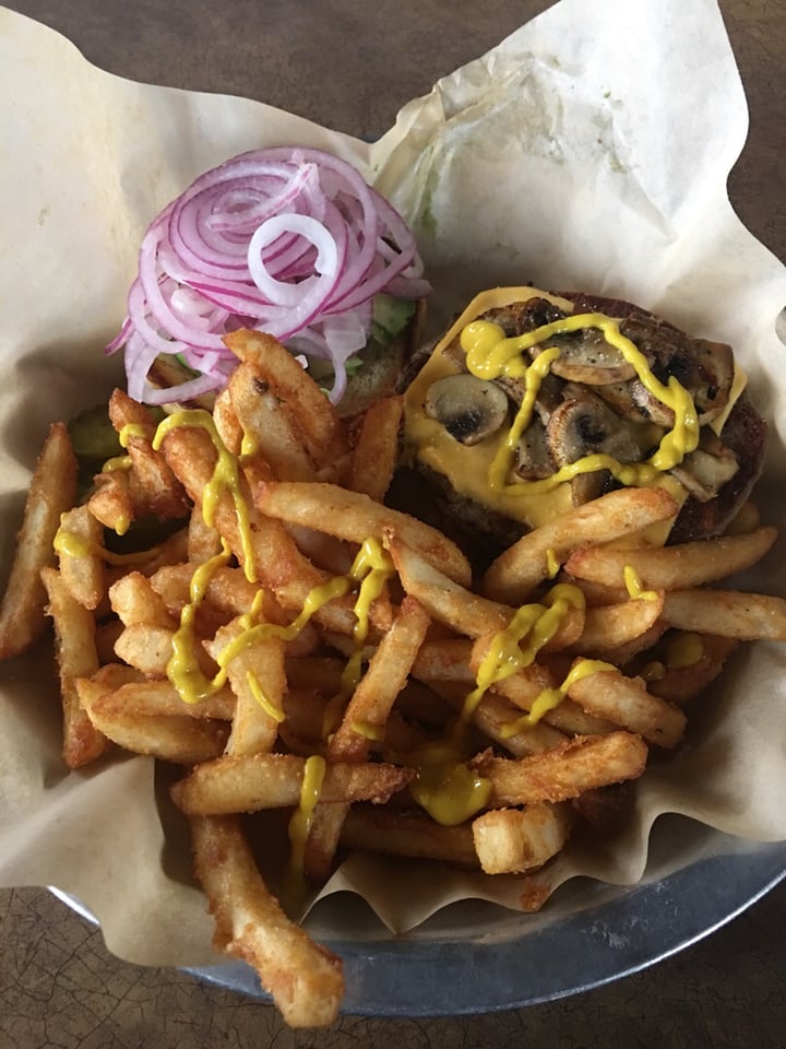 photo of Stanley's Northeast Bar Room You’re the Boss Burger shared by @markmokie on  05 Aug 2018 - review