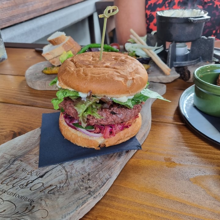 review photo of Mr. & Mrs. Watson Smoked Whiskey Burger shared by @plantbasedtherapist on 13 Oct 2022 - review