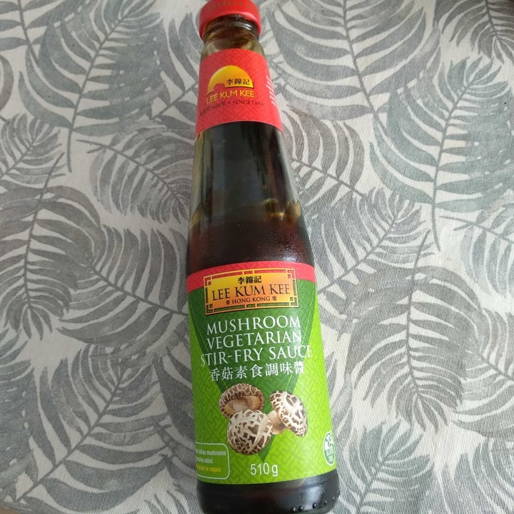 photo of Lee Kum Kee Mushroom vegetarian stir-fry sauce shared by @pickyrabbit on  20 Jul 2021 - review