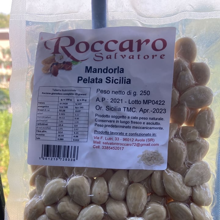review photo of Roccaro Mandorla pelata di Sicilia shared by @sebforanimals on 09 Aug 2022 - review