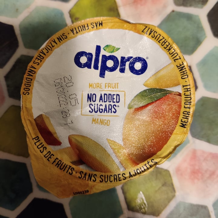 photo of Alpro Mango Yogurt (No Added Sugars) shared by @yaksha94 on  19 May 2022 - review