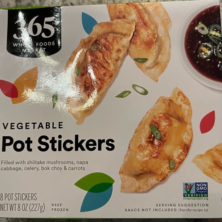 photo of 365 Whole Foods Market Vegetable Potstickers shared by @danielsweeney on  24 Sep 2022 - review