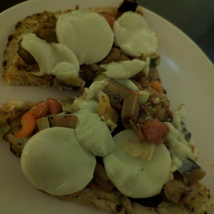 review photo of Mozzarisella Mozzarisella Classic shared by @1sabella on 03 Dec 2022 - review