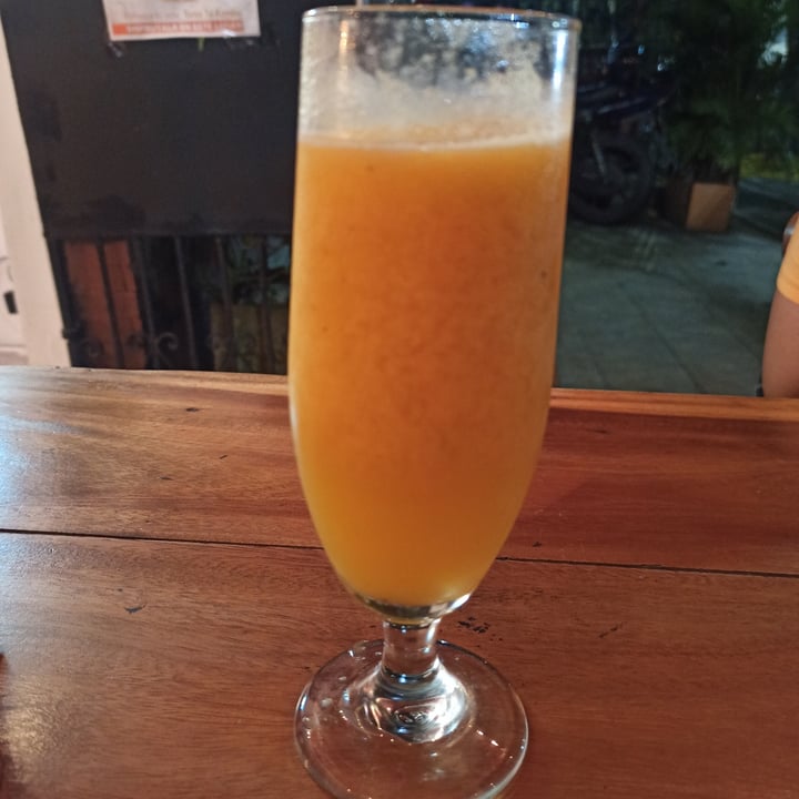 review photo of Vegano Flor de Loto Jugo del dia shared by @vtopia on 15 Apr 2022 - review