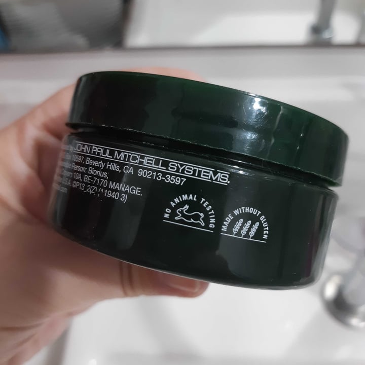 review photo of teatree Tea Tree Shaping Cream shared by @babicouto on 09 May 2022 - review