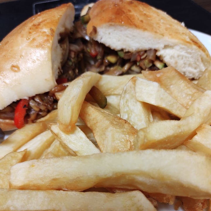 photo of Pepper Sandwich Vegetales shared by @marinacchavez89 on  12 Sep 2021 - review