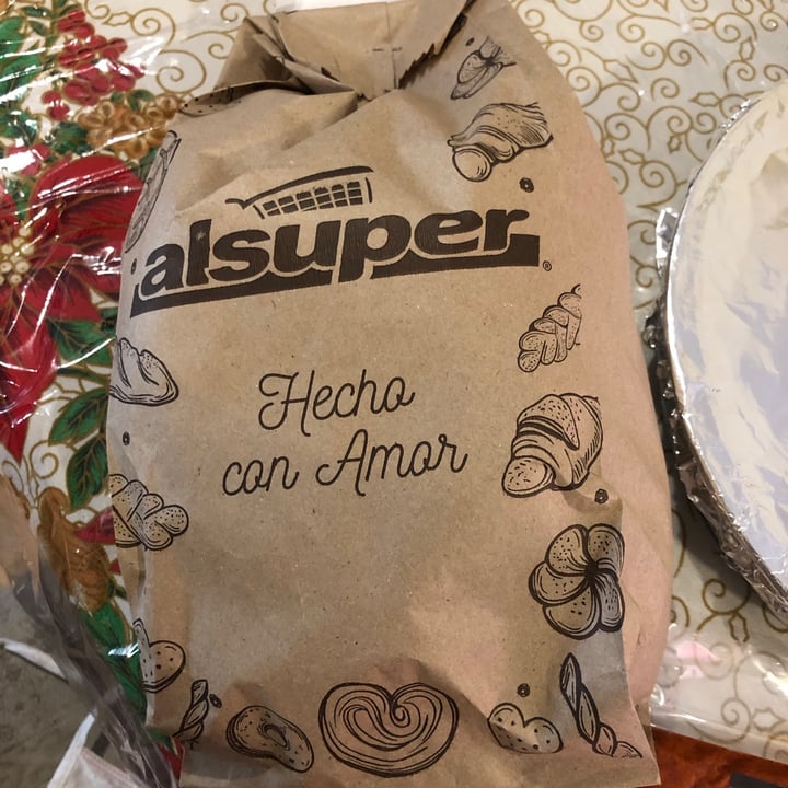 photo of Alsuper Bolillo shared by @valeriarse on  24 Dec 2020 - review