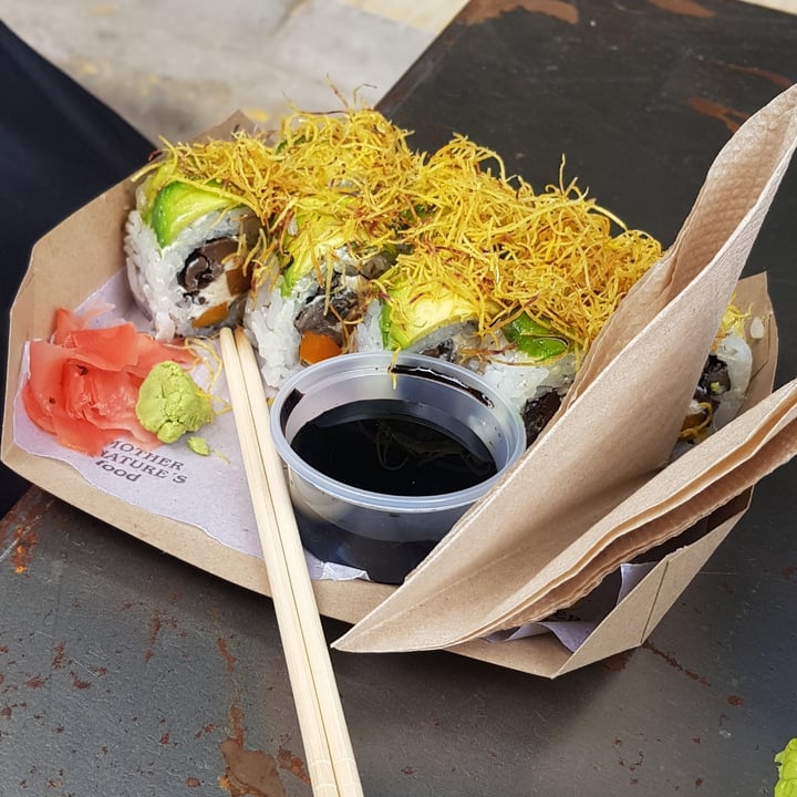 photo of Let it V - Delivery & Take Away Sushi shared by @luciamilici1 on  13 Oct 2021 - review