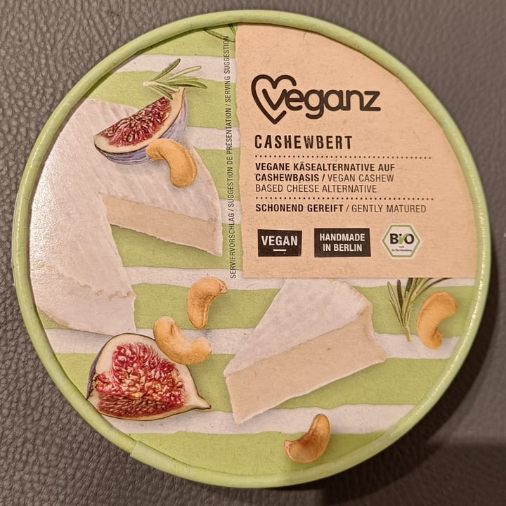 photo of Veganz Cashewbert shared by @tartarinielisa on  28 Nov 2022 - review